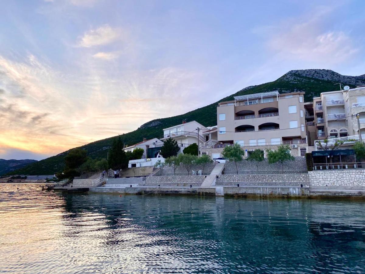 Apartments Domane Nenad Neum Esterno foto