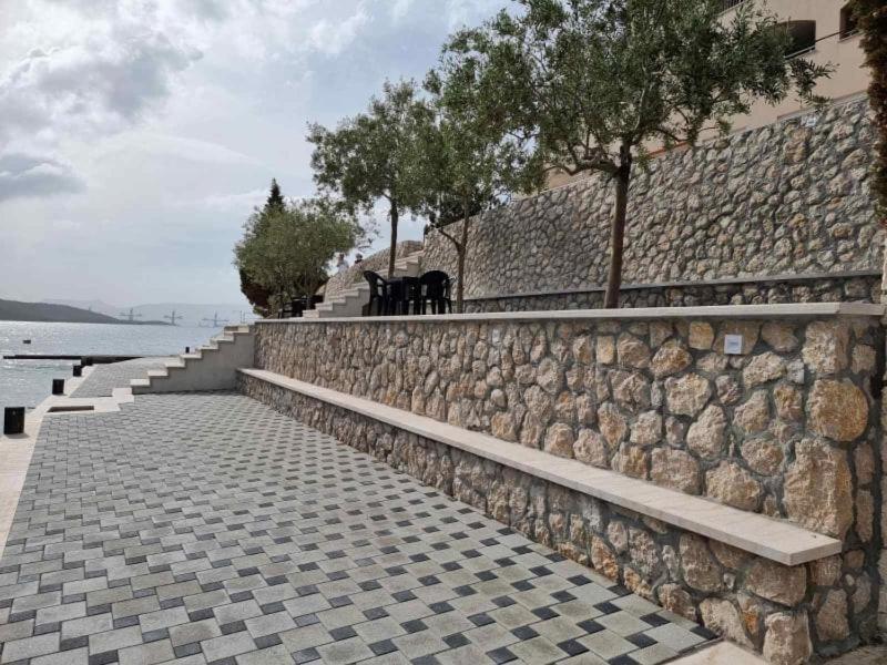 Apartments Domane Nenad Neum Esterno foto